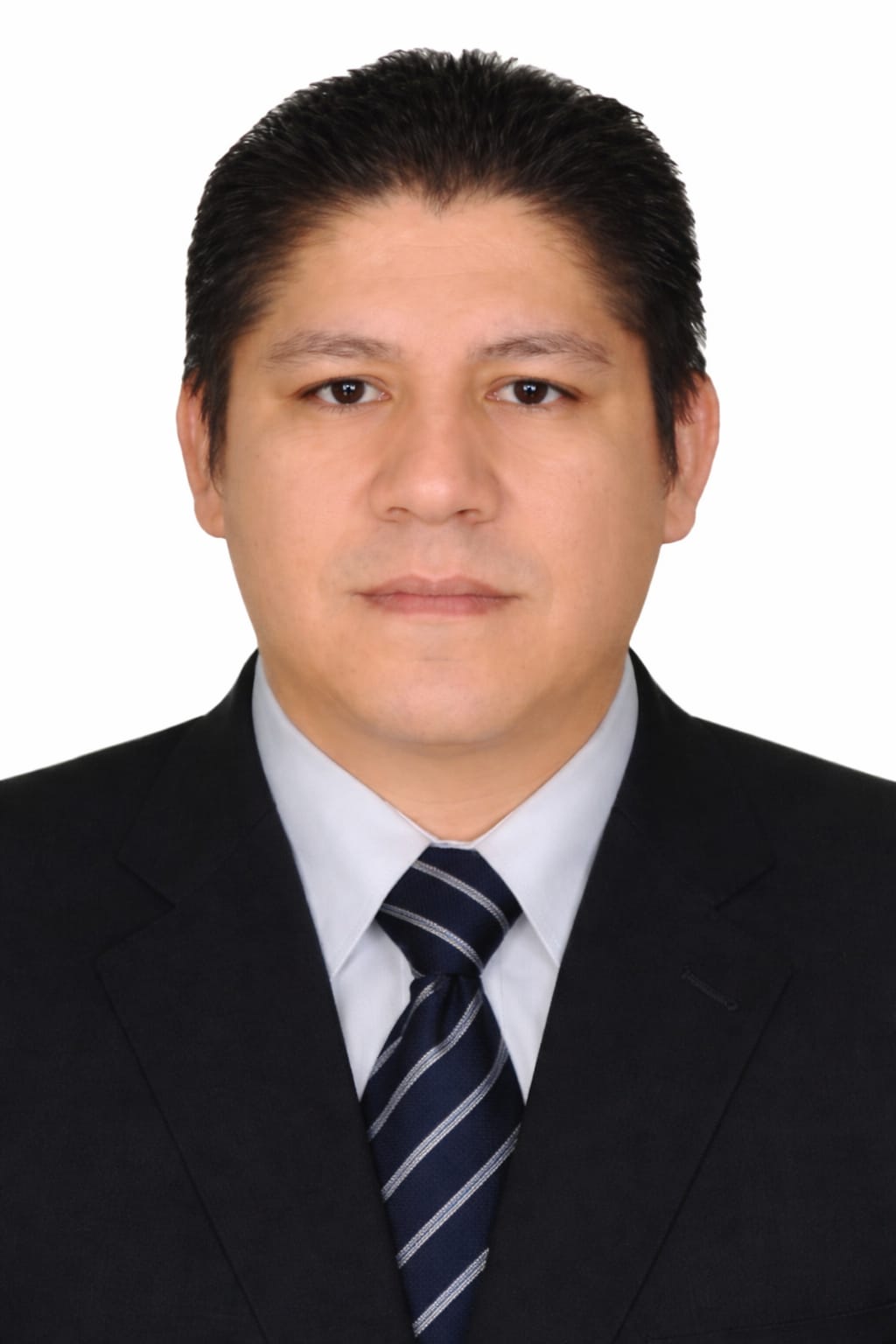 ELVER LUYO VALERA